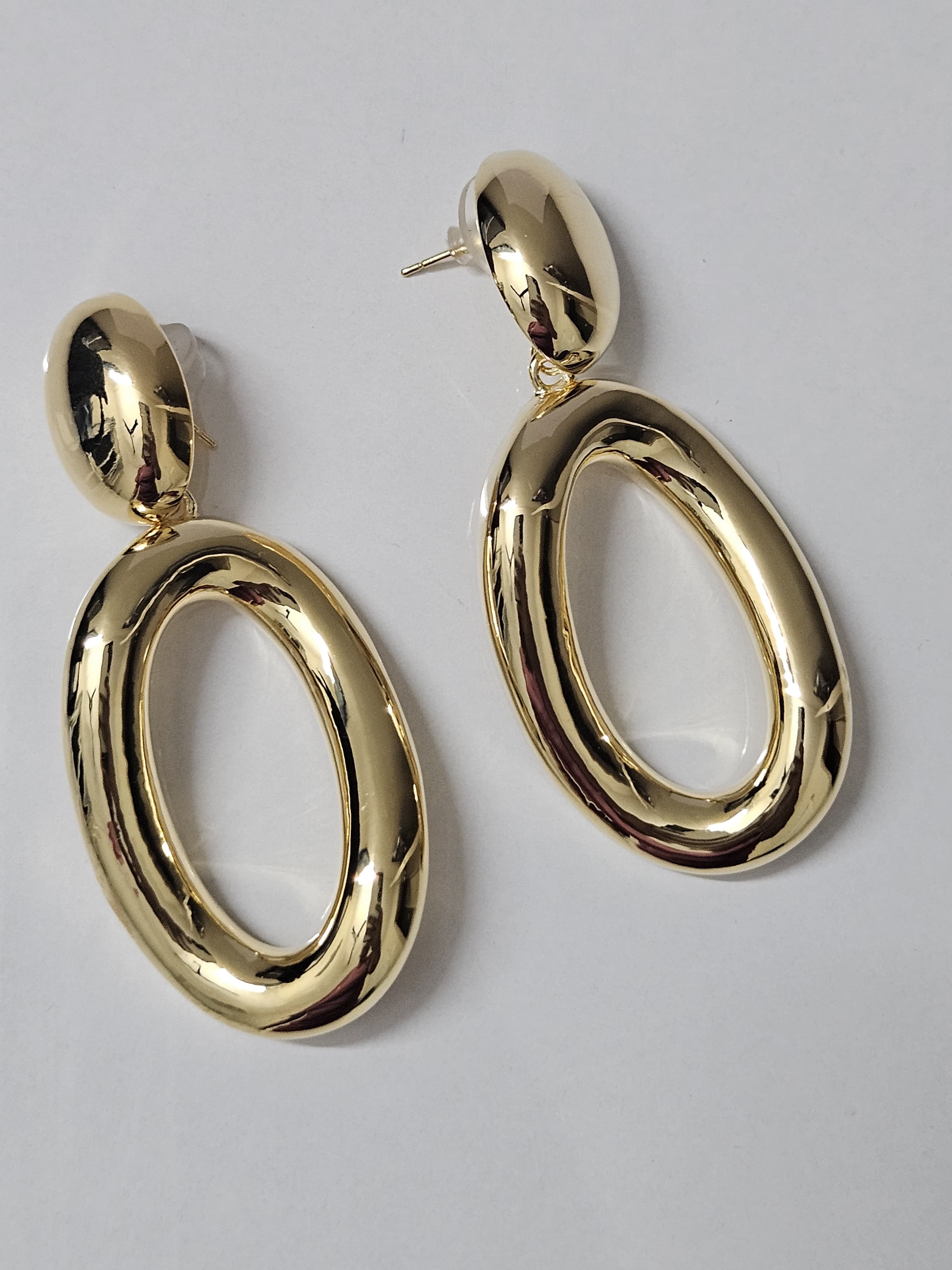 Unique Danglers